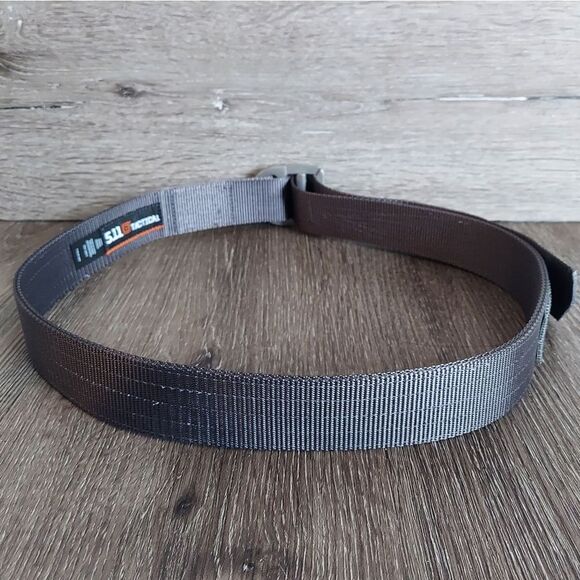 5.11 TACTICAL 1.5” TRAINER BELT LARGE - Picture 2 of 6